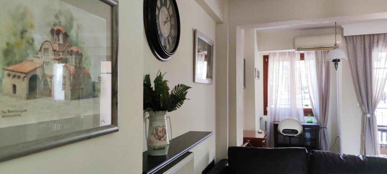 Kripis Studio Thessaloníki Luaran gambar