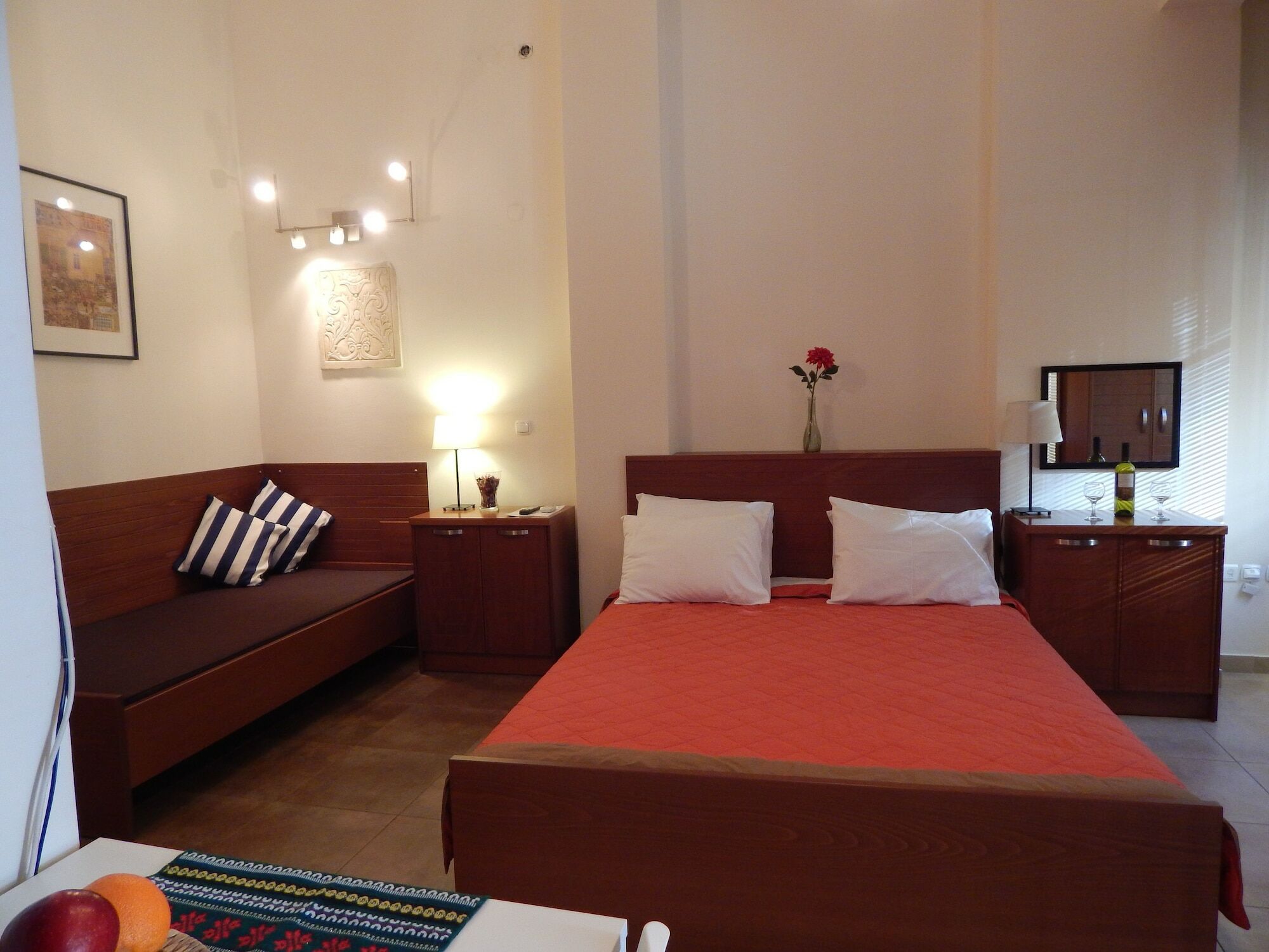 Kripis Studio Thessaloníki Luaran gambar